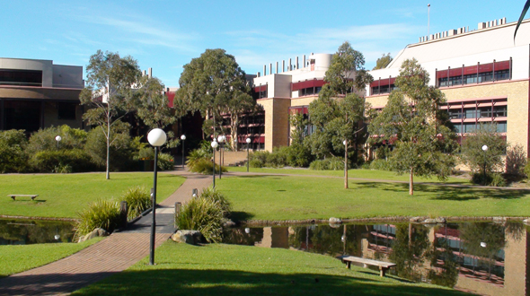 University of Wollongong (00102E)